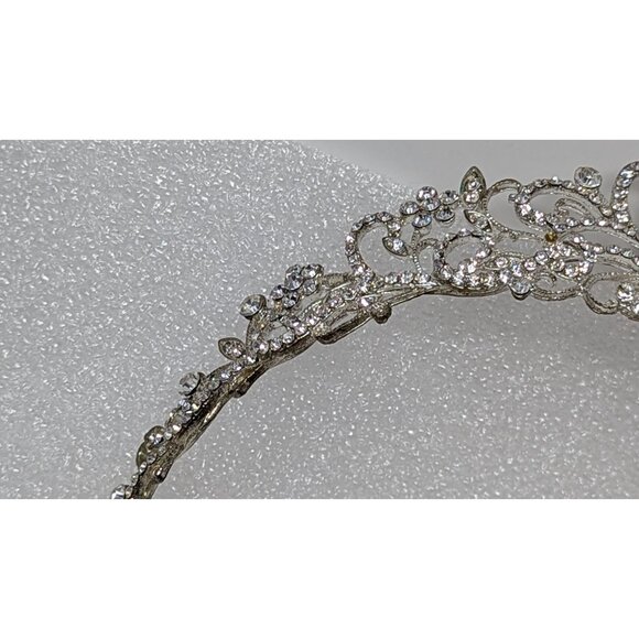 Elegant Rhinestone Wedding Tiara Silver Tone Bridal Crown Crystal Headpiece - Picture 3 of 6